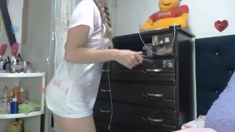 valerivegas online show from March 4, 1:50 pm