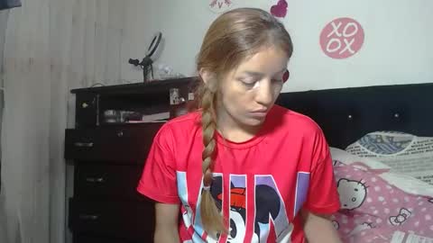 Snapshot of valerivegas chatting on April 8, 6:52 pm valerivegas online show from April 8, 6:52 pm