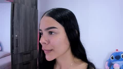 Cris  online show from February 18, 2:18 am