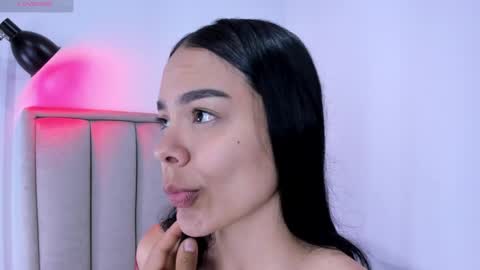 Cris  online show from March 31, 9:48 pm