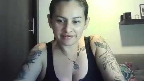 Snapshot of valery__rouse_ chatting on April 14, 10:16 pm Valery online show from April 14, 10:16 pm
