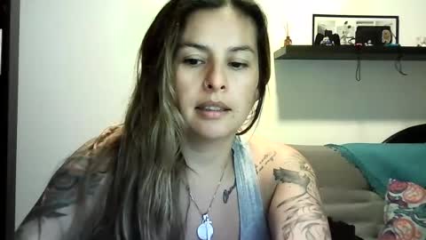 Snapshot of valery__rouse_ chatting on June 15, 10:56 pm Valery online show from June 15, 10:56 pm