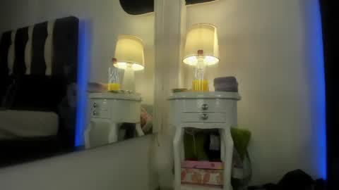 valery_hot692 online show from June 11, 12:32 am