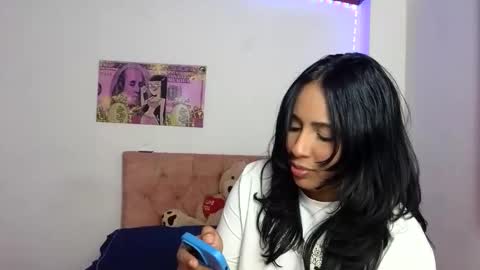 Snapshot of valery_lovex_ chatting on June 5, 2:40 am valery_lovex_ online show from June 5, 2:40 am