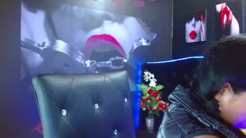 Snapshot of valery_meer_ chatting on December 2, 6:21 pm Valeria online show from December 2, 6:21 pm