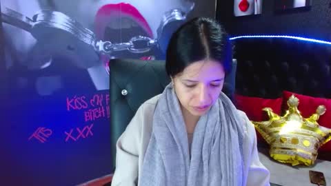 Snapshot of valery_meer_ chatting on December 9, 11:47 am Valeria online show from December 9, 11:47 am