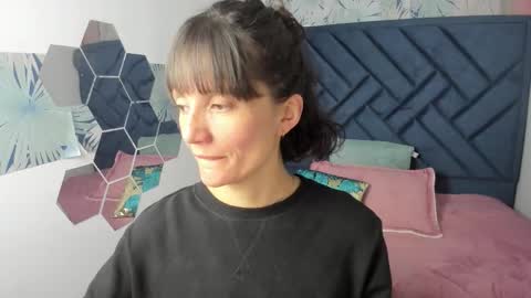 VALERY MORE online show from February 22, 12:15 pm