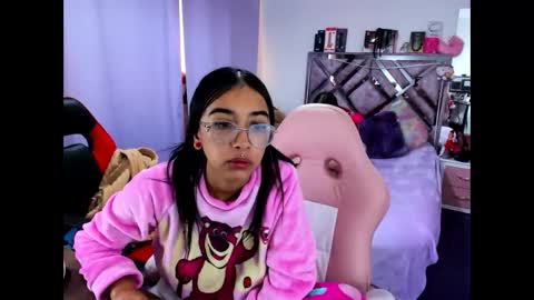 Snapshot of valery_taylor_1 chatting on May 21, 4:36 pm valery online show from May 21, 4:36 pm