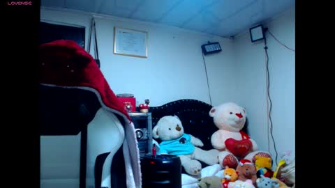 B V Naughty online show from February 22, 11:58 pm