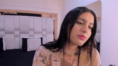 Snapshot of valerycooper23 chatting on December 16, 8:58 pm valerycooper23 online show from December 16, 8:58 pm