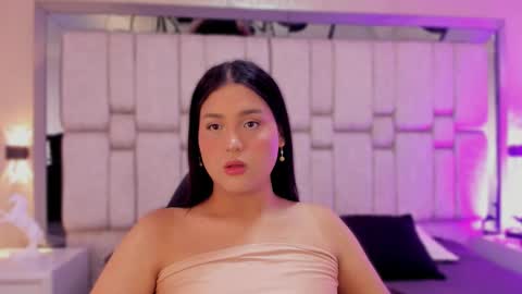 Snapshot of valerycooper23 chatting on February 2, 7:34 pm valerycooper23 online show from February 2, 7:34 pm