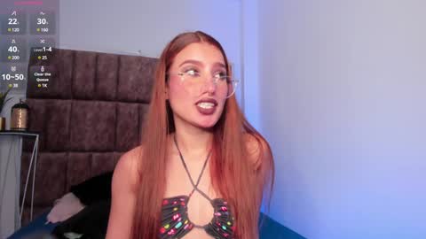 Snapshot of valerystonne_ chatting on January 12, 10:54 pm Valery Stonne online show from January 12, 10:54 pm