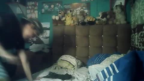 Snapshot of valesh20 chatting on November 16, 11:54 pm Valesh19 online show from November 16, 11:54 pm