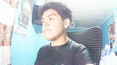 Snapshot of valesh20 chatting on January 11, 5:12 am Valesh19 online show from January 11, 5:12 am