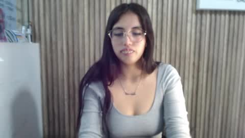 Snapshot of valk_diaz chatting on April 30, 5:14 am Valk online show from April 30, 5:14 am