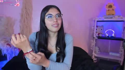 Snapshot of valk_diaz chatting on May 4, 6:20 am Valk online show from May 4, 6:20 am
