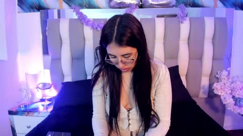 Snapshot of valk_diaz chatting on June 7, 12:20 pm Valk online show from June 7, 12:20 pm