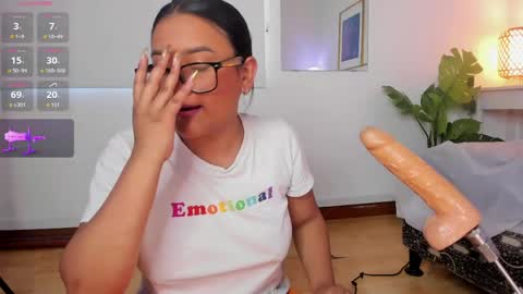 Snapshot of valka_collins chatting on May 30, 7:55 pm Valka online show from May 30, 7:55 pm