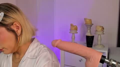Snapshot of valka_doll chatting on June 26, 7:29 pm valka_doll online show from June 26, 7:29 pm