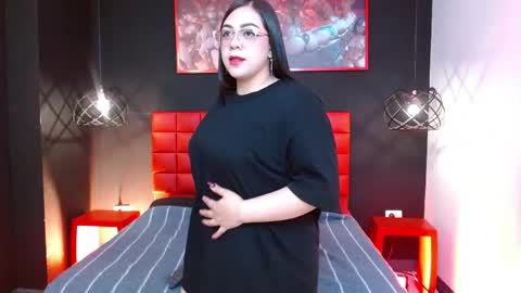 Valkirye  online show from April 18, 11:14 am