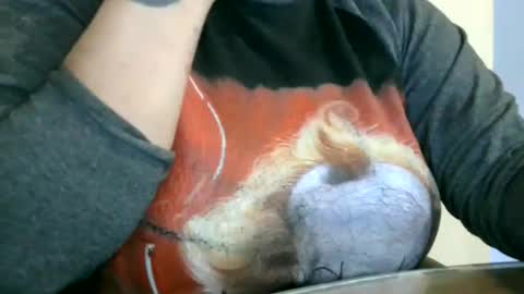 valky_amy online show from May 12, 7:38 am