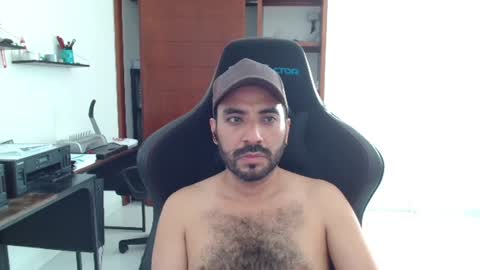 Snapshot of vallartamexi chatting on June 25, 9:08 pm Roberto Carlos online show from June 25, 9:08 pm
