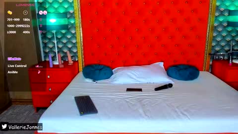 Valerie Val V online show from March 5, 3:13 am