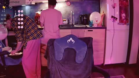 Snapshot of valorant_girl chatting on April 29, 7:31 pm Little Devil online show from April 29, 7:31 pm