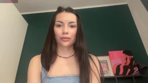 Snapshot of valorant_girl chatting on May 21, 5:53 pm Little Devil online show from May 21, 5:53 pm
