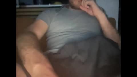 Snapshot of valou778 chatting on May 24, 8:36 pm ThickNHard online show from May 24, 8:36 pm