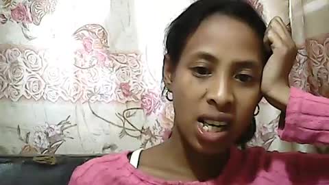 Snapshot of valysexyhot chatting on June 19, 11:47 am valysexyhot online show from June 19, 11:47 am