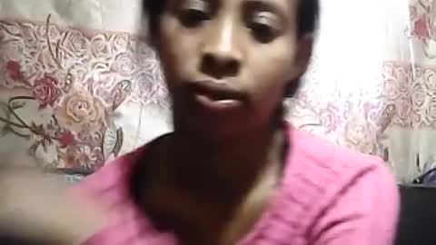 Snapshot of valysexyhot chatting on June 23, 10:35 am valysexyhot online show from June 23, 10:35 am