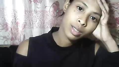 Snapshot of valysexyhot chatting on July 11, 12:41 pm valysexyhot online show from July 11, 12:41 pm