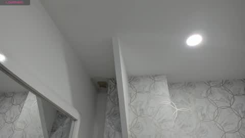 valyx7 online show from December 20, 7:32 pm