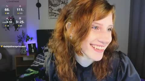 Snapshot of vampi_queen chatting on May 22, 3:06 pm Vampi online show from May 22, 3:06 pm