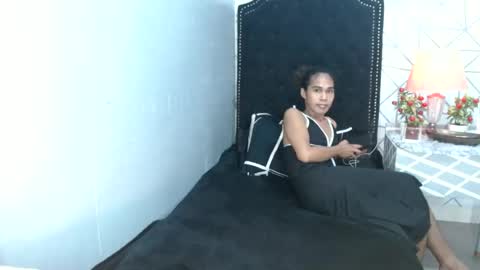 vampy_ebony_laxine online show from July 6, 3:58 am