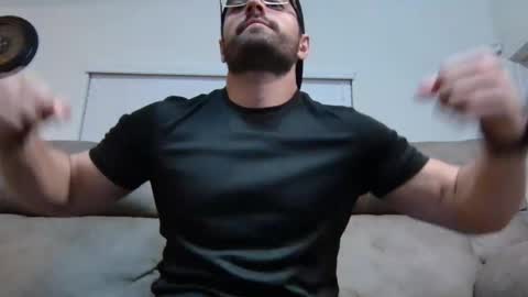 Snapshot of vampz888 chatting on May 26, 2:07 am HUNG LATINO 888 bigcock fit athletic latino online show from May 26, 2:07 am