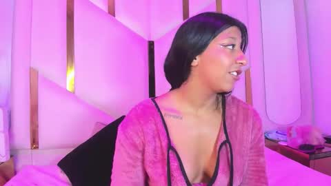 Snapshot of vanelin18 chatting on April 29, 6:47 pm Vane online show from April 29, 6:47 pm
