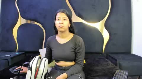 Snapshot of vanelin18 chatting on July 26, 1:18 pm Vane online show from July 26, 1:18 pm