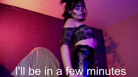 Vanelope online show from October 31, 7:26 pm