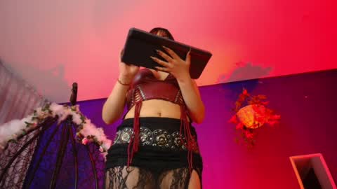 Vanelope online show from April 6, 4:46 am