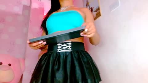 VANESSA BRETT online show from December 27, 6:57 am