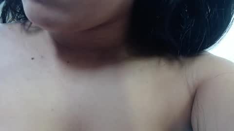 Snapshot of vanessa_f chatting on June 30, 7:37 pm vanessa online show from June 30, 7:37 pm