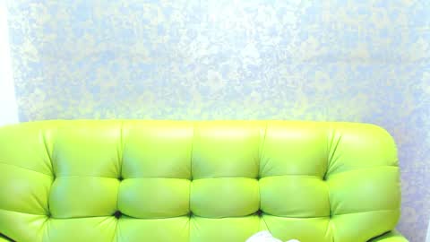 RUSSIAN BARBIE BABE online show from June 5, 1:01 am