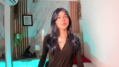 Snapshot of vanessa_jenner chatting on July 20, 2:37 am vanessa_jenner online show from July 20, 2:37 am
