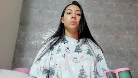 Snapshot of vanessaadol chatting on February 1, 10:05 am vanessaadol online show from February 1, 10:05 am