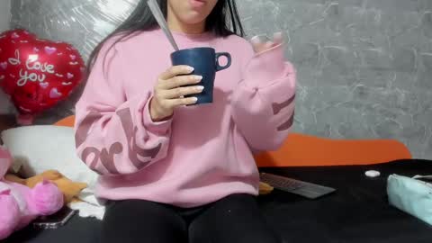 Snapshot of vanessaadol chatting on February 20, 10:27 am vanessaadol online show from February 20, 10:27 am