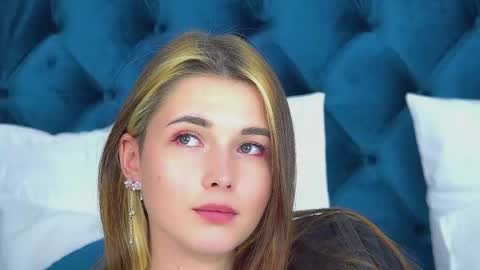 Snapshot of vanessacelesti chatting on May 31, 6:53 pm Vanessa online show from May 31, 6:53 pm