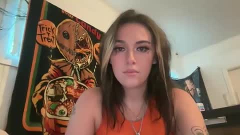 vanessaluvs2play online show from October 31, 10:11 pm