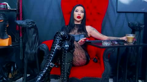Snapshot of vanessamorningstar1 chatting on December 29, 1:56 am Miss Vanessa online show from December 29, 1:56 am